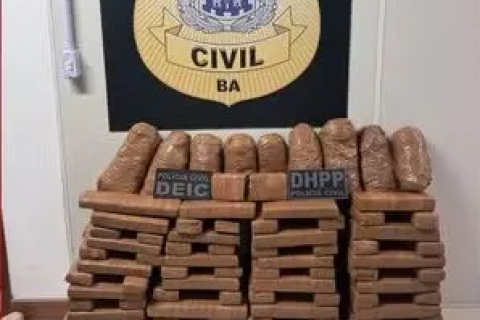 Polícia: “Polícia” Polícia desarticula laboratório e apreende grande quantidade de drogas em Feira