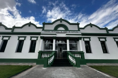 Feira de Santana: “Câmara de Feira” Grupo de oposição à candidatura de Marcos Lima tenta emplacar nome para subprocuradoria da Câmara de Feira